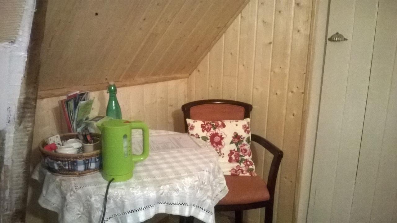 Bed and Breakfast Le Hameau Aux Escargots Bernon Exterior foto
